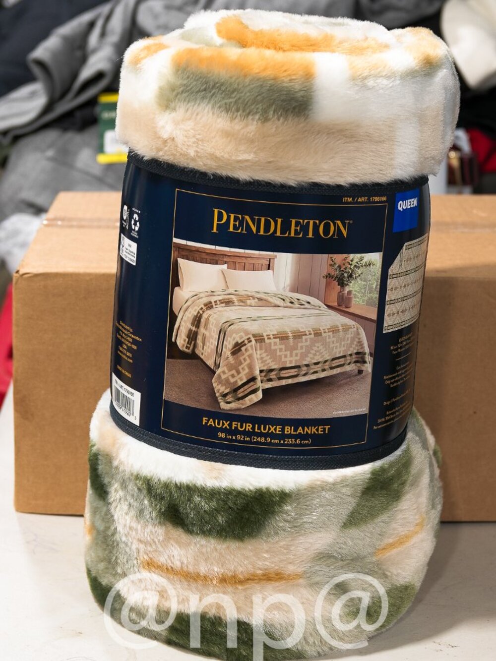 Pendleton Faux Fur Luxe Blanket
